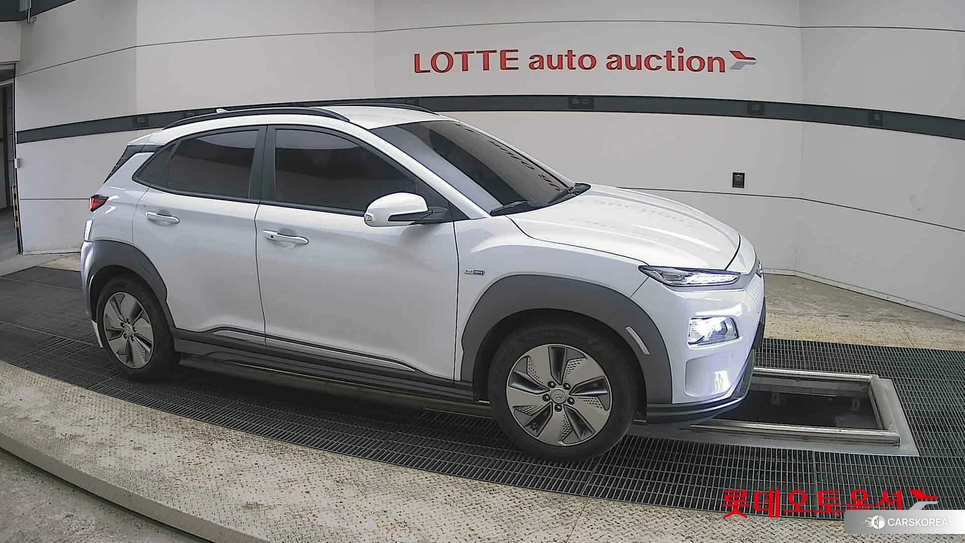 Hyundai KONA Electric id 4289419 из Кореи 8
