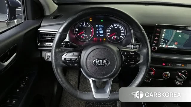 Kia Stonic id 3489900 из Кореи 8