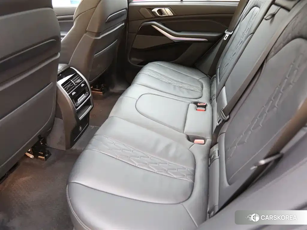 BMW X5 id 4649329 из Китая 8