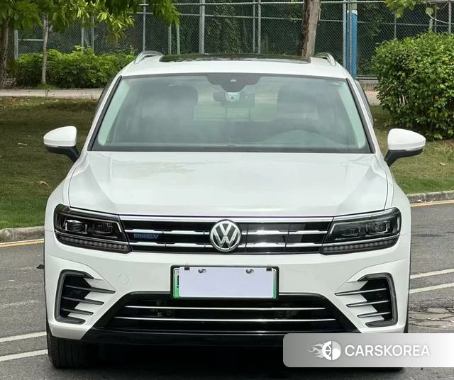 Volkswagen Tiguan L PHEV id 4261566 из Китая 8