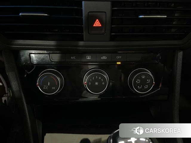 Volkswagen Sagitar id 4272734 из Китая 8