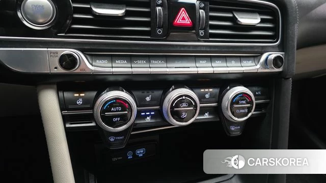 Genesis G70 id 4197077 из Кореи 8