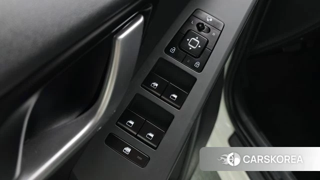 Kia Di Ol Nu Niro id 4881124 из Кореи 8