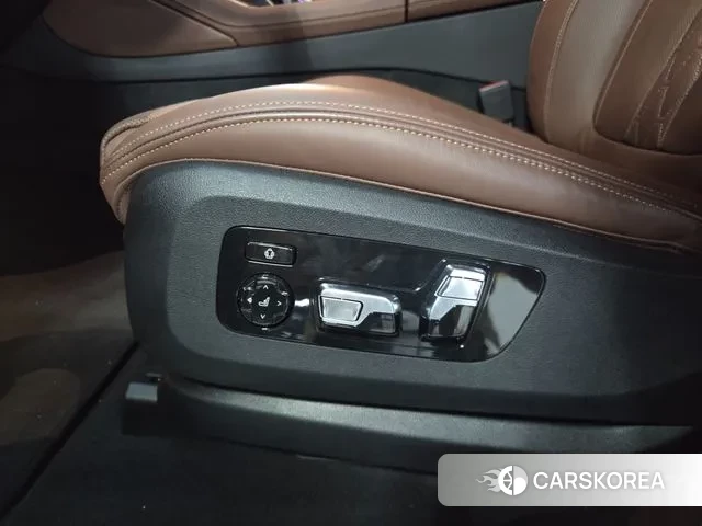 BMW X6 (G06) id 3338729 из Кореи 8