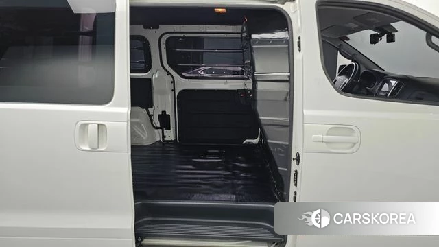 Hyundai The New Grand Starex id 3898436 из Кореи 8