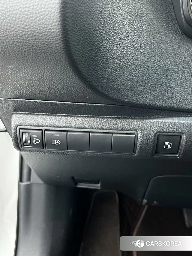 Toyota Corolla id 4290600 из Китая 8