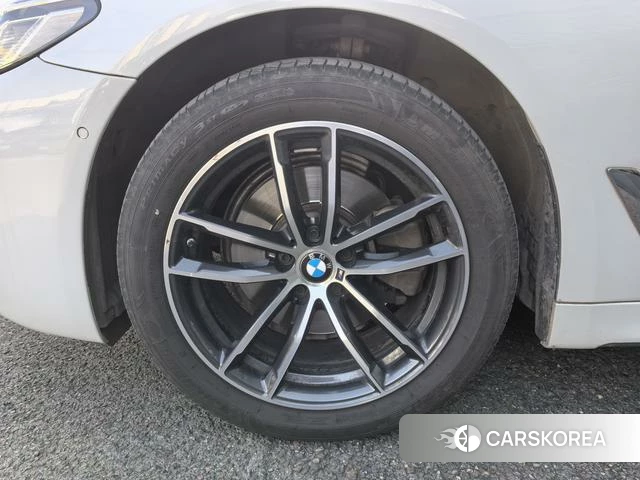 BMW 5 series id 4275928 из Китая 8