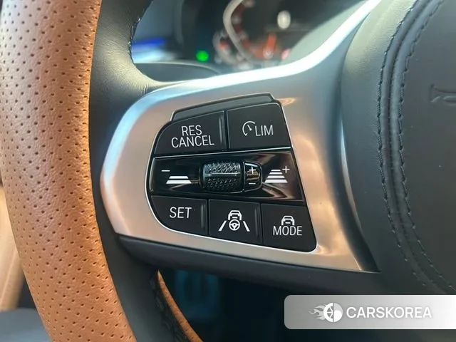 BMW 5 Series (G30) id 3571913 из Кореи 8