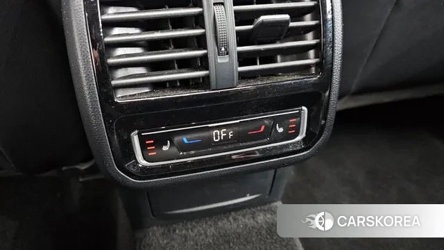 Volkswagen Passat GT (B8) id 3759036 из Кореи 8