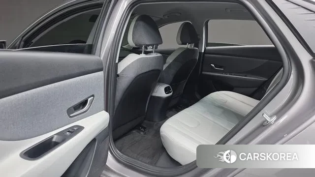 Hyundai Avante (CN7) id 3680517 из Кореи 8