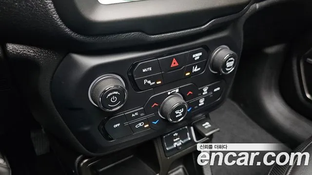 Jeep Renegade id 2854574 из Кореи 8