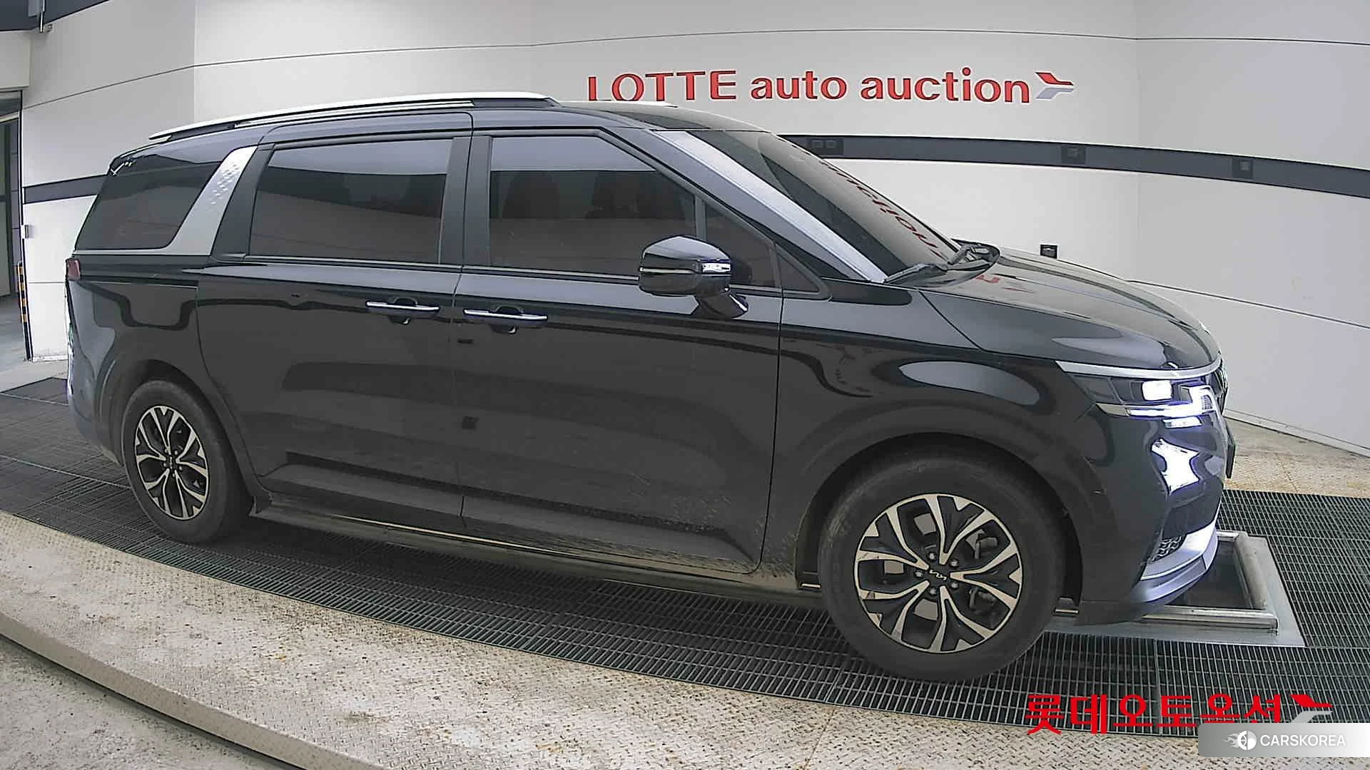 Kia Carnival id 4289623 из Кореи 8