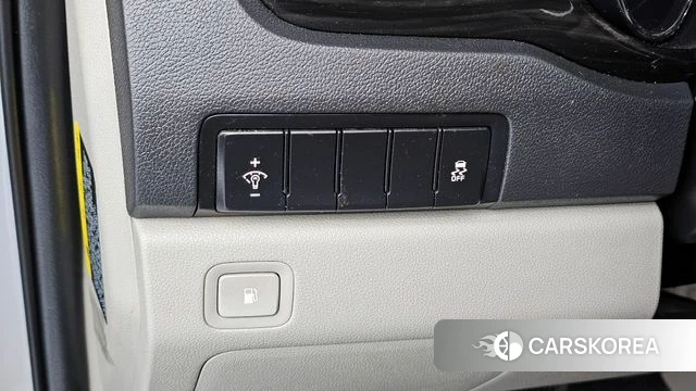 Kia The New Carnival id 4188261 из Кореи 8