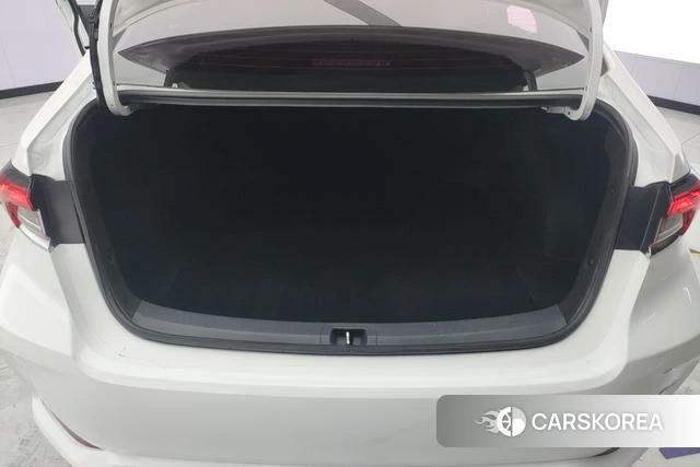 Toyota Corolla id 4213238 из Китая 8
