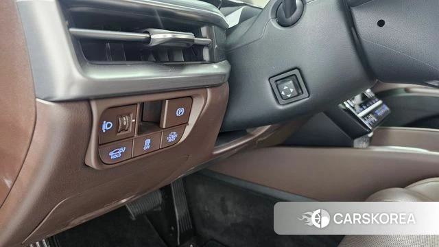 Hyundai Grandeur Hybrid (GN7) id 4281425 из Кореи 8