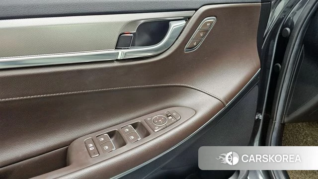 Hyundai The New Grandeur IG Hybrid id 3866140 из Кореи 8