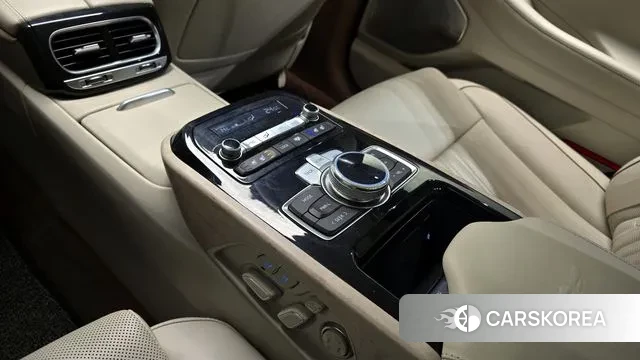 Genesis G90 id 3464077 из Кореи 8