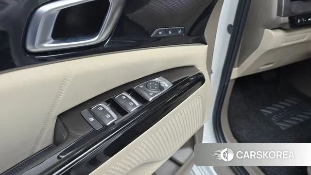 Kia Carnival 4th generation id 3401571 из Кореи 8