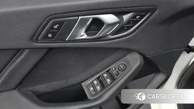 BMW 1 Series (F40) id 3044806 из Кореи 8