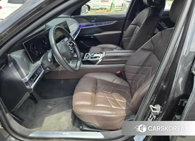BMW 7 Series (G70) id 4308741 из Кореи 8
