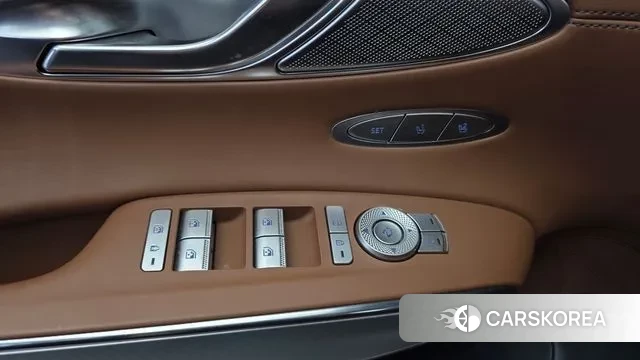 Genesis GV70 id 3247923 из Кореи 8