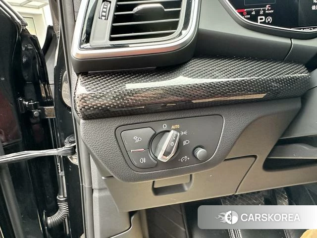 Audi Q5L Sportback id 4210846 из Китая 8