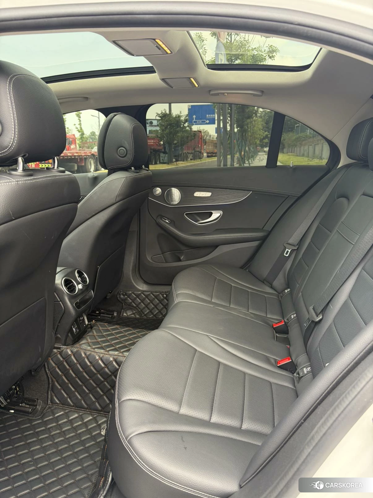 Mercedes-Benz C-class id 4479727 из Китая 8