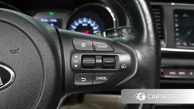 Kia The New Carnival id 4568513 из Кореи 8