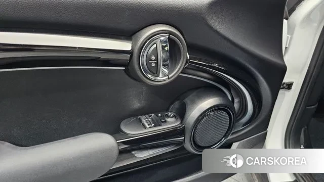 Mini Cooper id 3734427 из Кореи 8