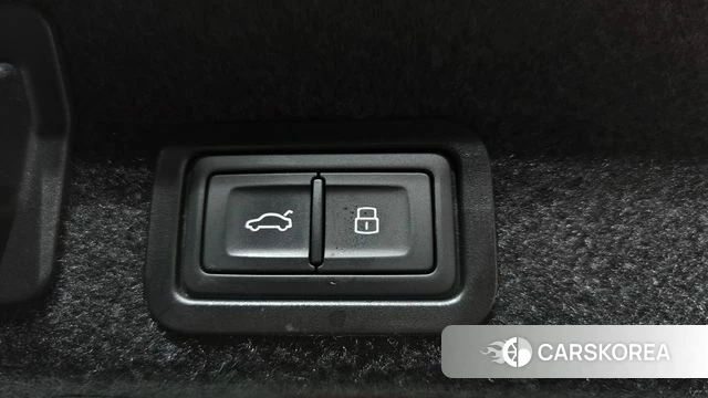 Audi A6 (C8) id 4619154 из Кореи 8