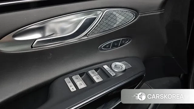 Genesis GV70 id 2998639 из Кореи 8