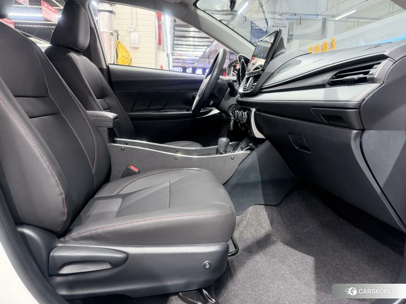 Toyota Yaris L id 4514835 из Китая 8