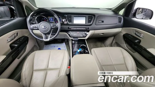 Kia The New Carnival id 2659471 из Кореи 8