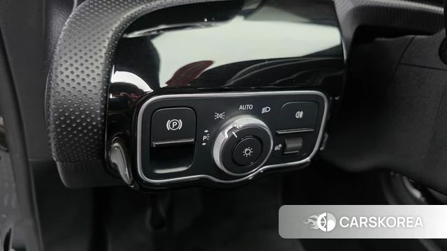 Mercedes-Benz A-Class W177 id 4401815 из Кореи 8