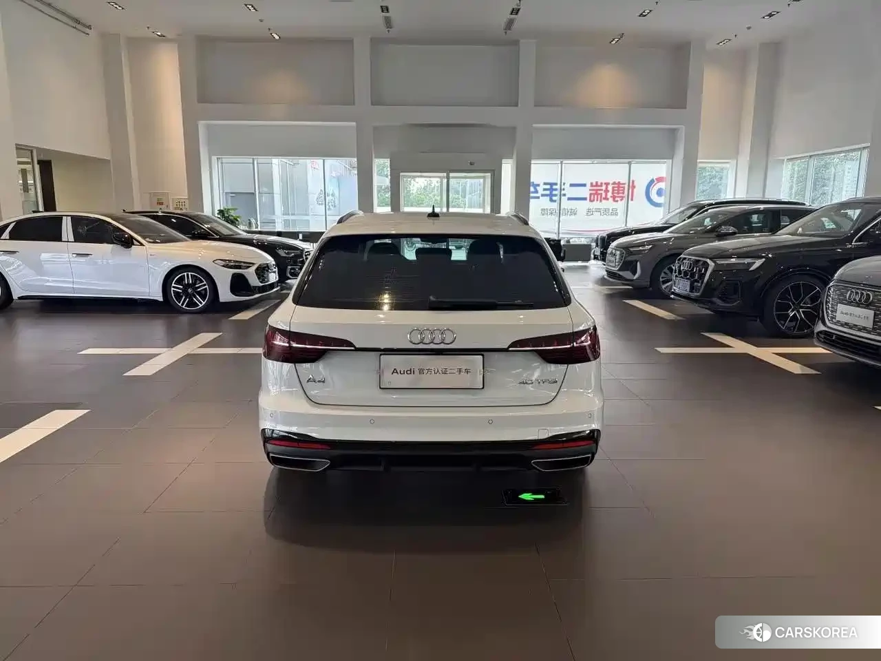 Audi A4L id 4680714 из Китая 8