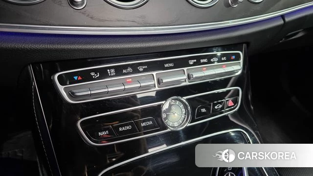 Mercedes-Benz E-Class W213 id 4543608 из Кореи 8