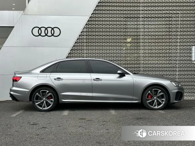 Audi A4L id 4290186 из Китая 8