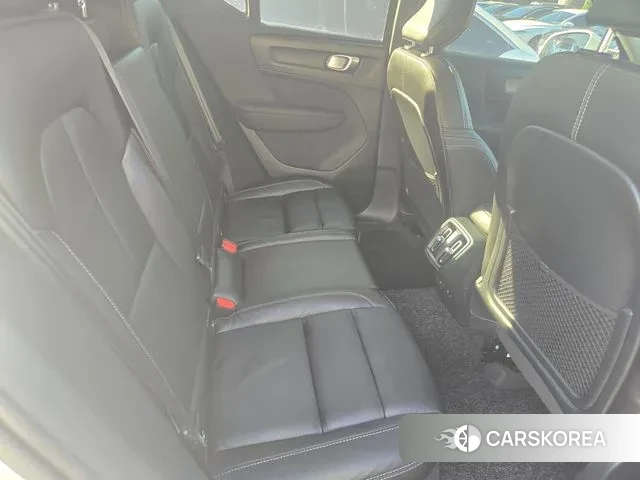 Volvo XC40 id 3348535 из Кореи 8