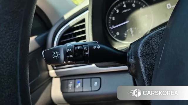 Hyundai Avante AD id 3039421 из Кореи 8