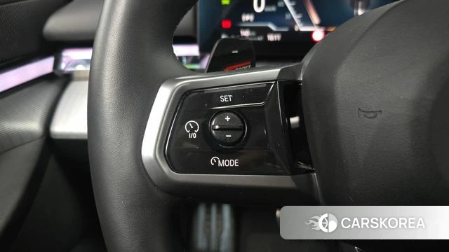 BMW 5 Series (G60) id 3909760 из Кореи 8