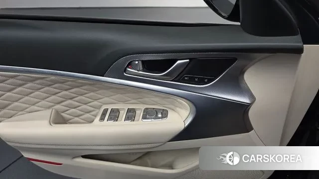 Genesis The New G70 id 2965192 из Кореи 8