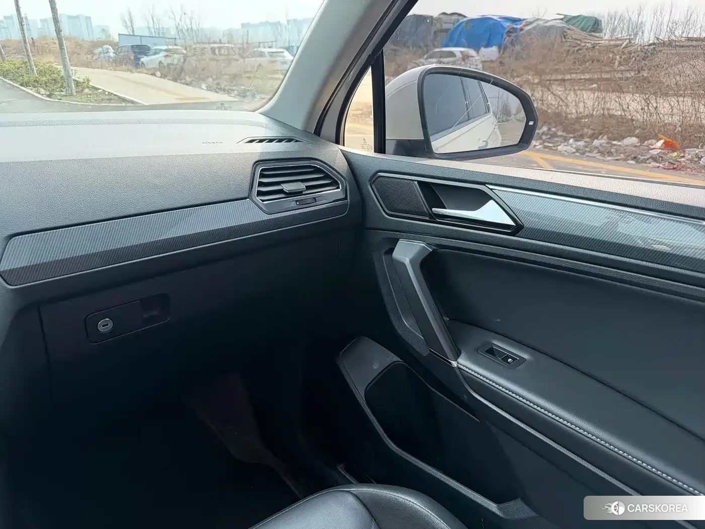 Volkswagen Tiguan L id 4607147 из Китая 9
