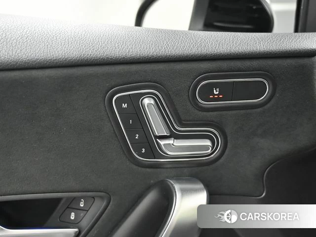 Mercedes-Benz A-Class W177 id 4721203 из Кореи 8