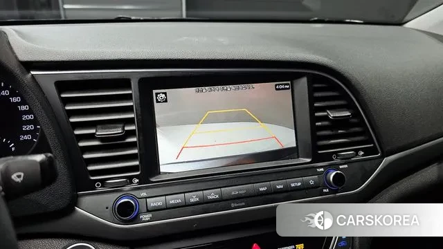 Hyundai Avante AD id 3547553 из Кореи 8