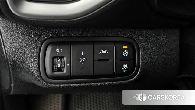 Hyundai Venue id 4613982 из Кореи 8