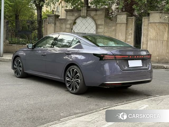 Nissan Teana id 4262157 из Китая 8