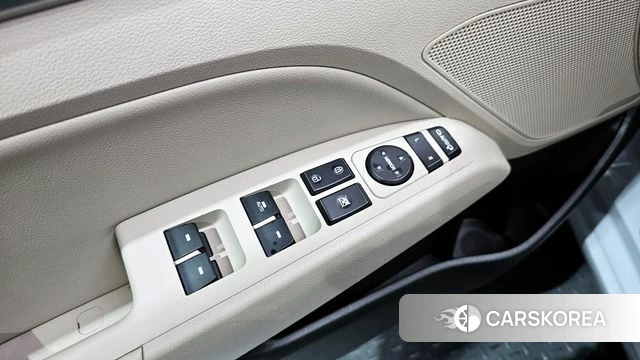 Hyundai The New Avante AD id 3795621 из Кореи 8