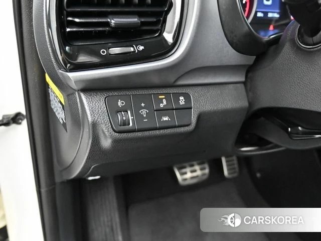 Kia Stonic id 4755182 из Кореи 8