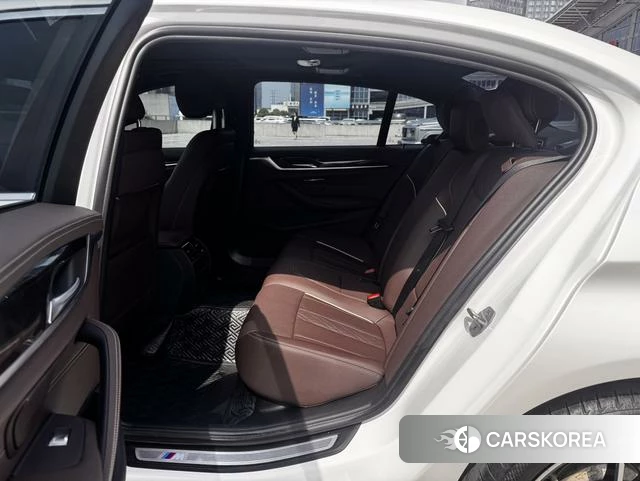 BMW 5 series id 4271849 из Китая 8