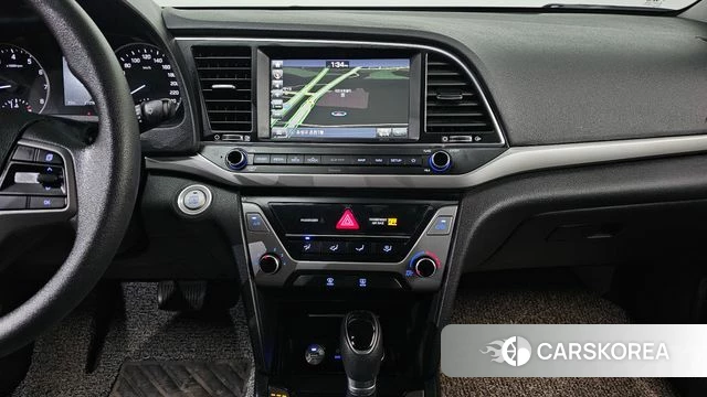 Hyundai Avante AD id 4331804 из Кореи 8